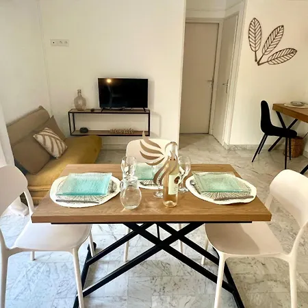 公寓 Le Petit Nid Azure Ac Balcony Private Parking *