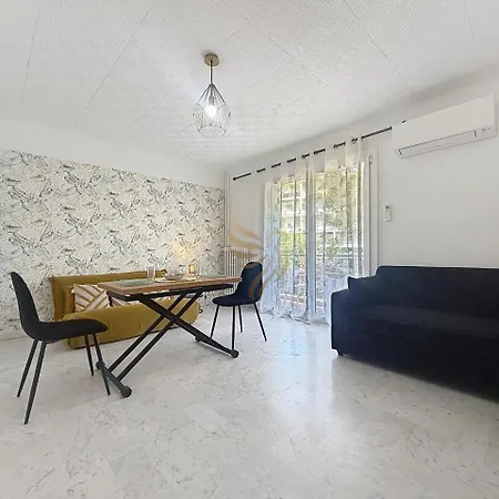 Le Petit Nid Azure Ac Balcony Private Parking 公寓 Saint-Raphaël