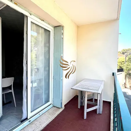 Le Petit Nid Azure Ac Balcony Private Parking