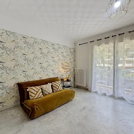 Le Petit Nid Azure Ac Balcony Private Parking
